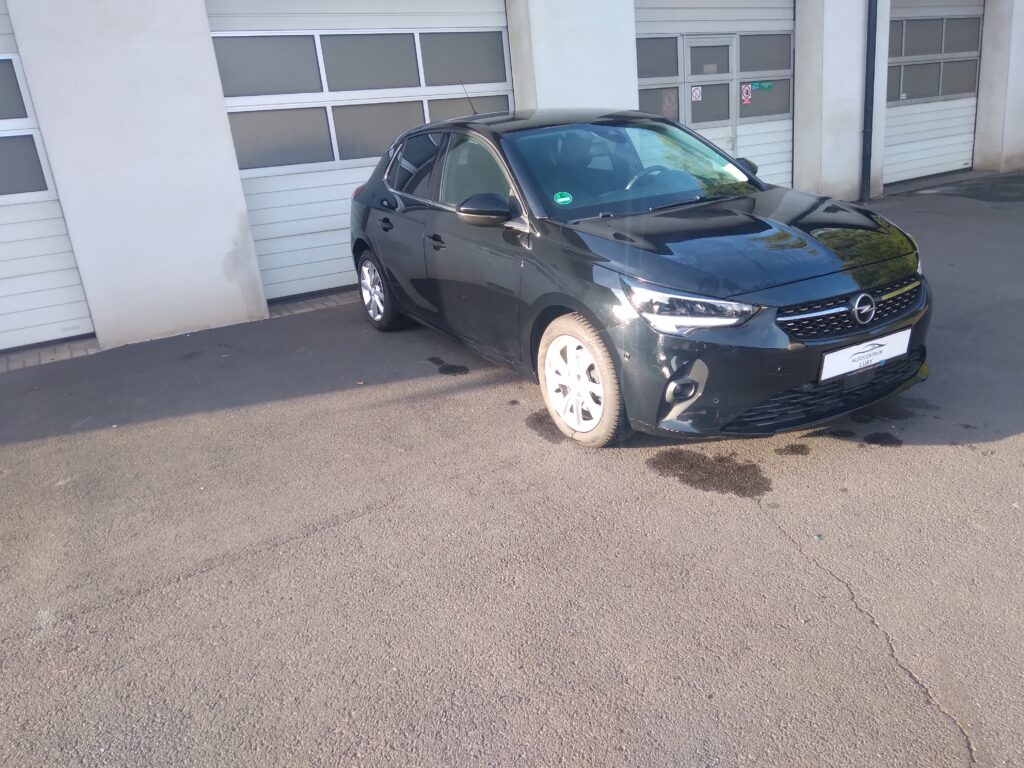 Opel Corsa F 1.2i Elegance