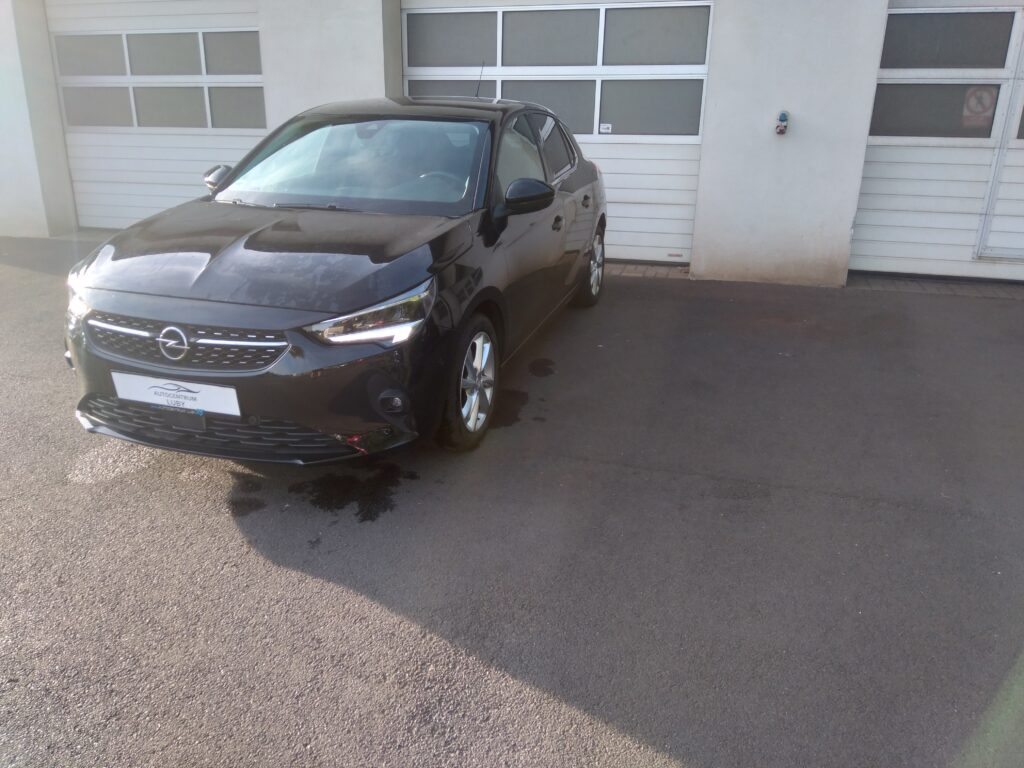Opel Corsa F 1.2i Elegance