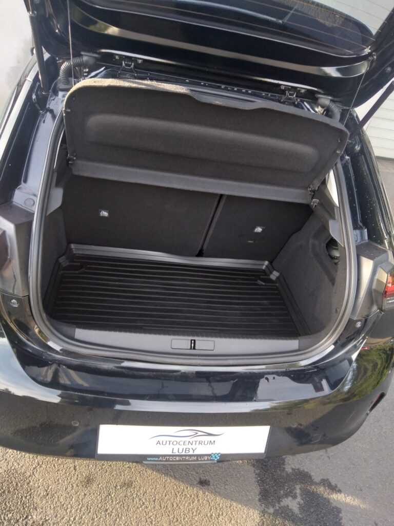 Opel Corsa F 1.2i Elegance