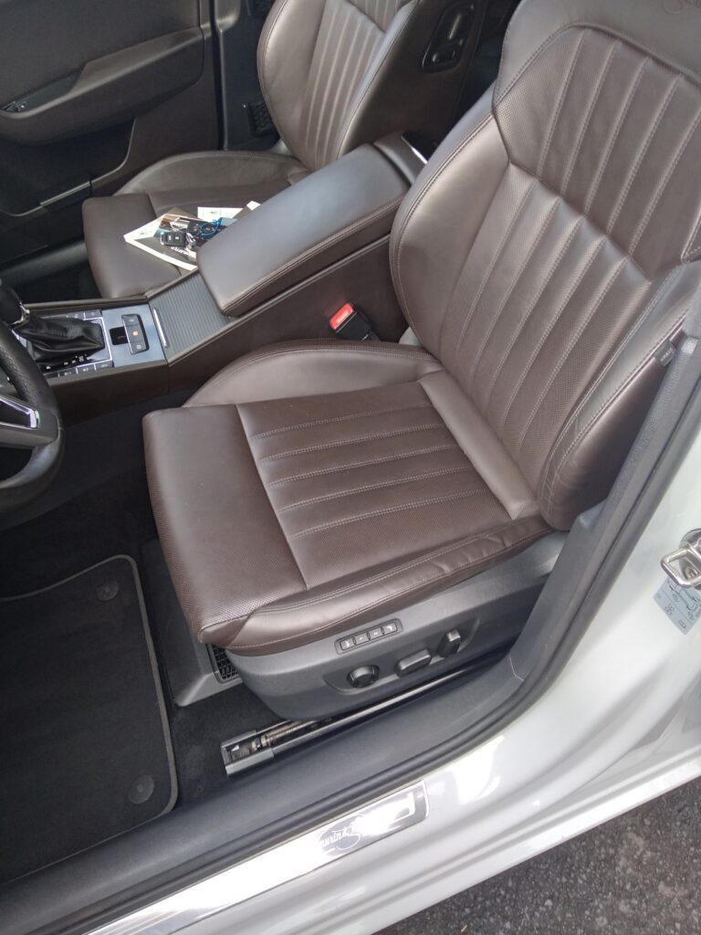 Škoda Superb Combi 2.0Tdi 4x4 Laurin & Klement