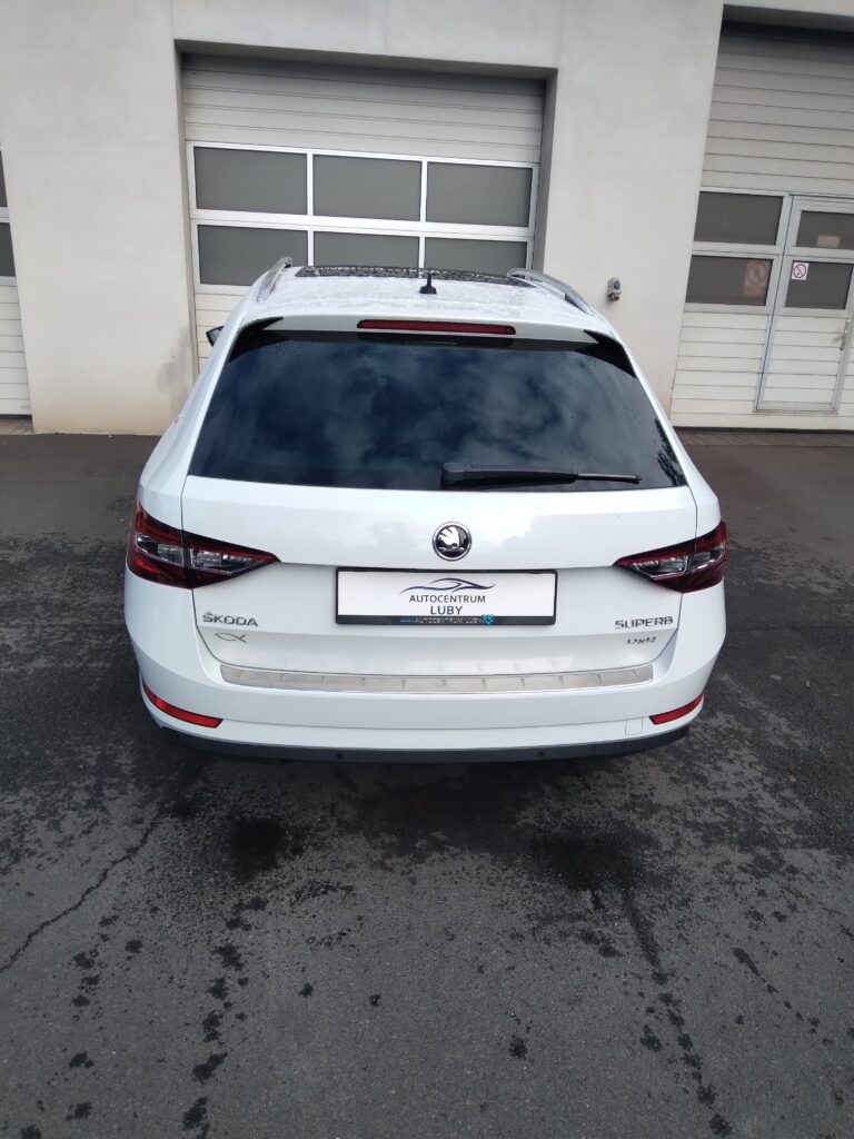 Škoda Superb Combi 2.0Tdi 4x4 Laurin & Klement