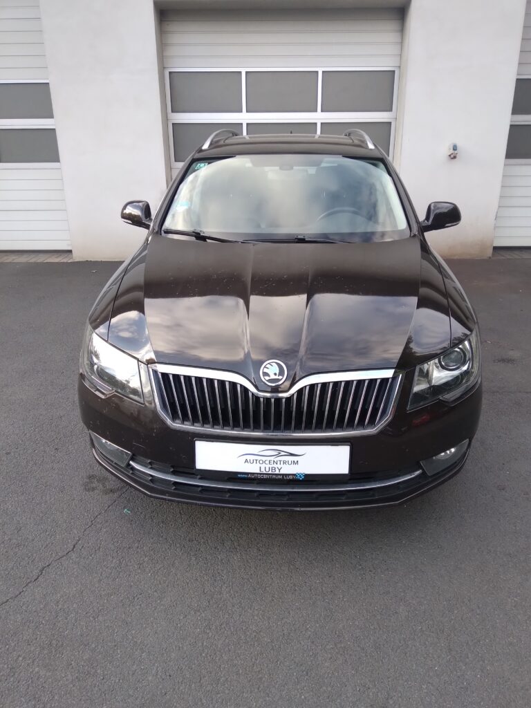 Škoda Superb Combi 3.6 V6 4x4 DSG Laurin & Klement