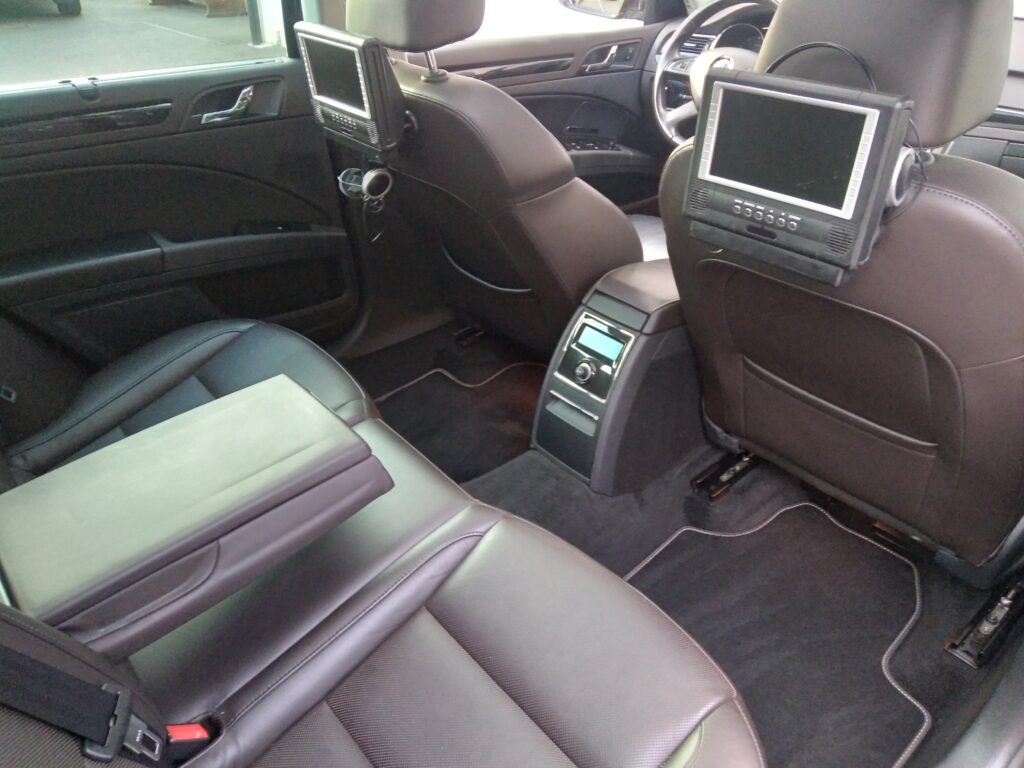 Škoda Superb Combi 3.6 V6 4x4 DSG Laurin & Klement