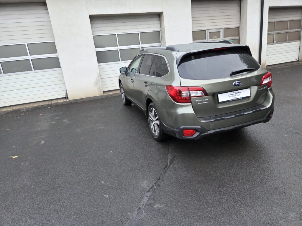 Subaru Outback 2.5i Executive 4x4