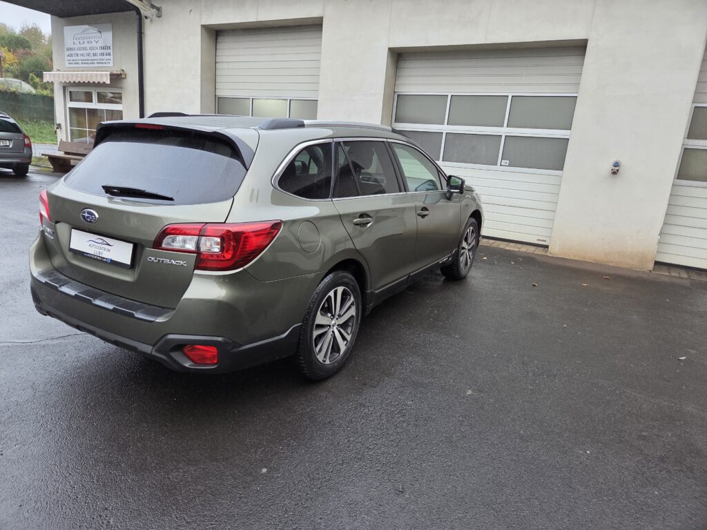 Subaru Outback 2.5i Executive 4x4