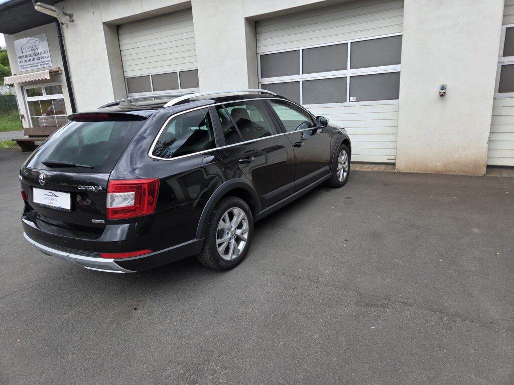 Škoda Octavia Scout 4x4 Green Tec DSG