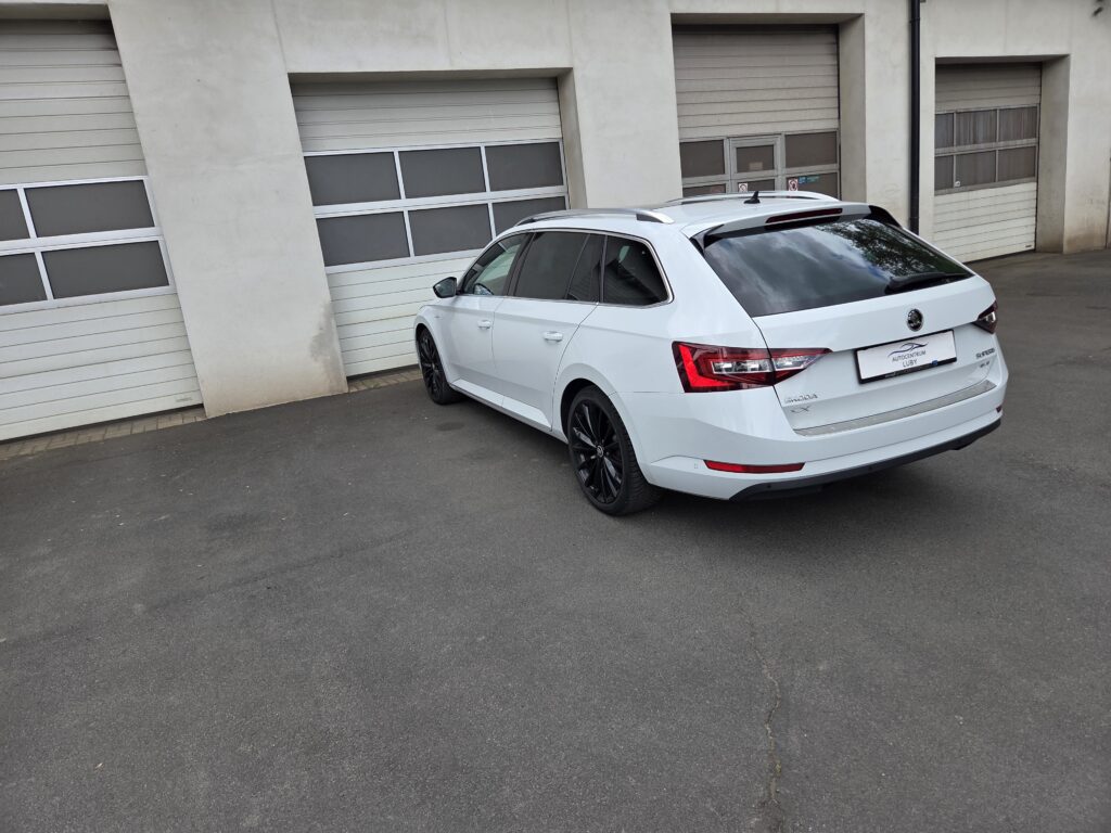 Škoda Superb 2.0Tdi 4x4 Laurin & Klement