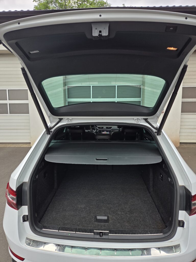 Škoda Superb 2.0Tdi 4x4 Laurin & Klement