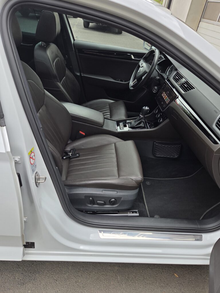 Škoda Superb 2.0Tdi 4x4 Laurin & Klement