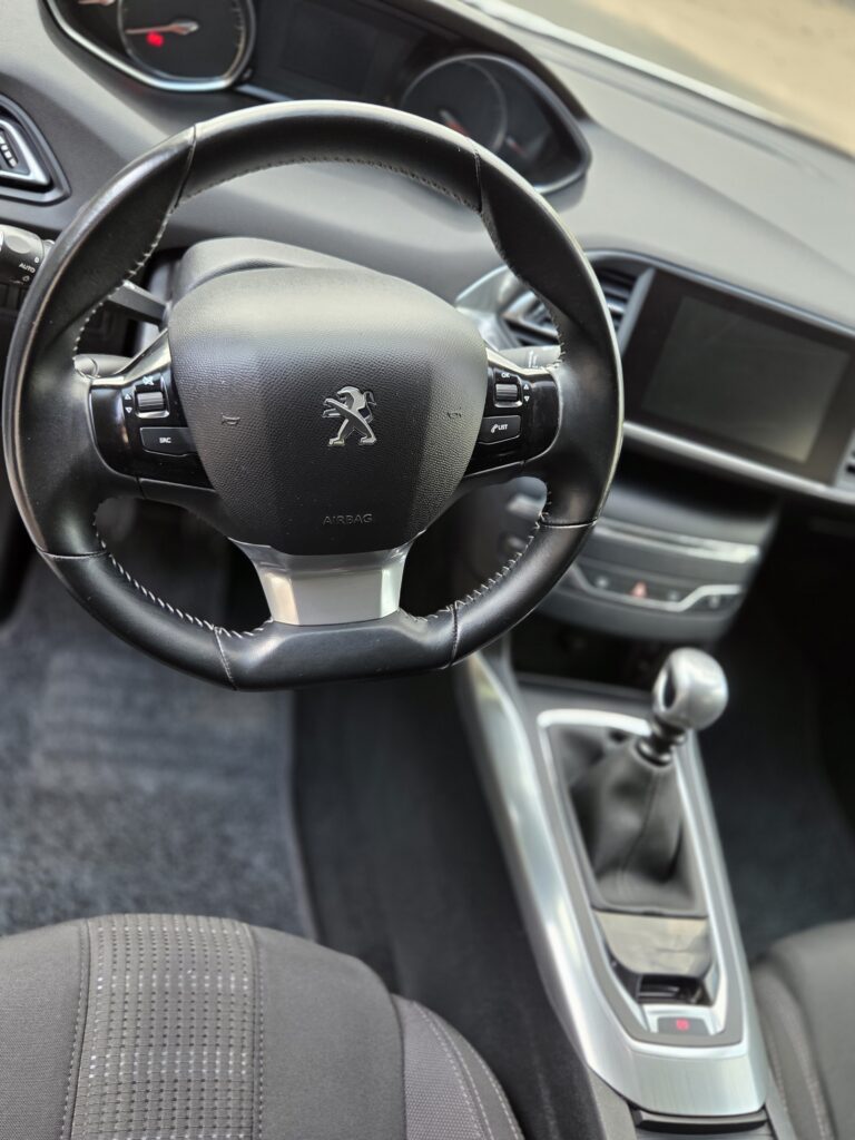 Peugeot 308 SW Allure PT130