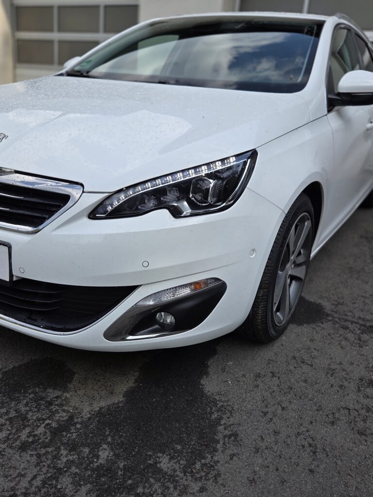Peugeot 308 SW Allure PT130