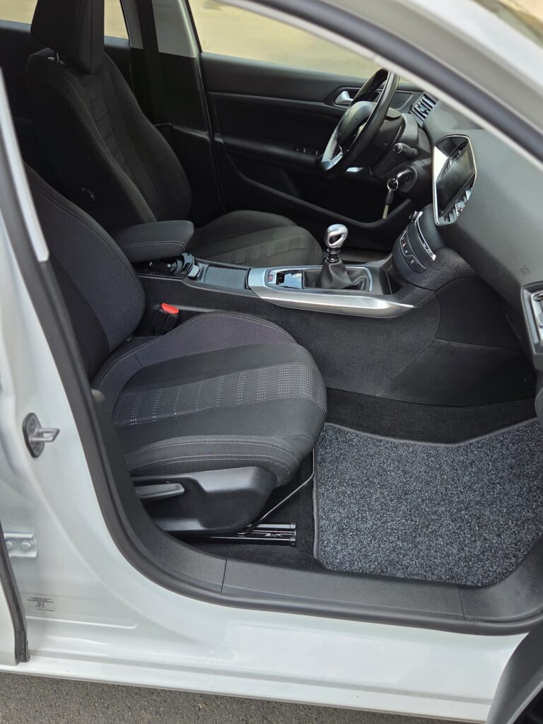 Peugeot 308 SW Allure PT130