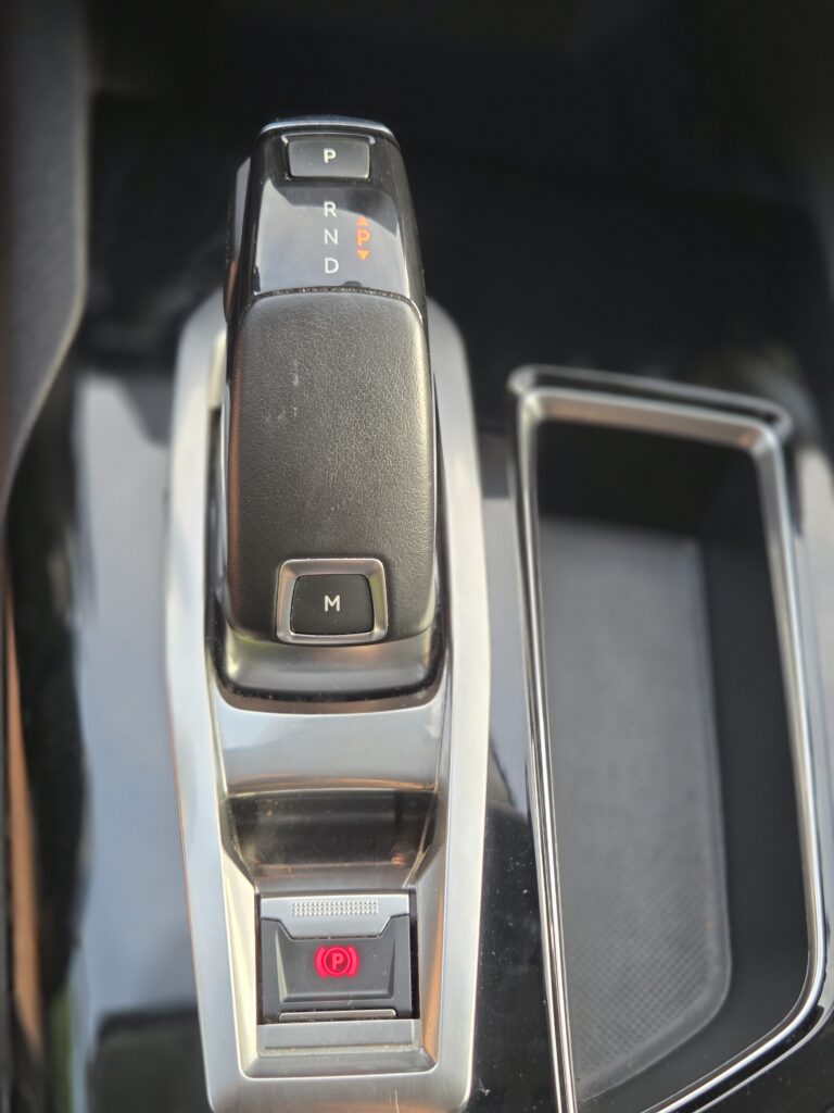 Peugeot 3008 1.5 Blue Hdi ACTIVE AUTOMAT