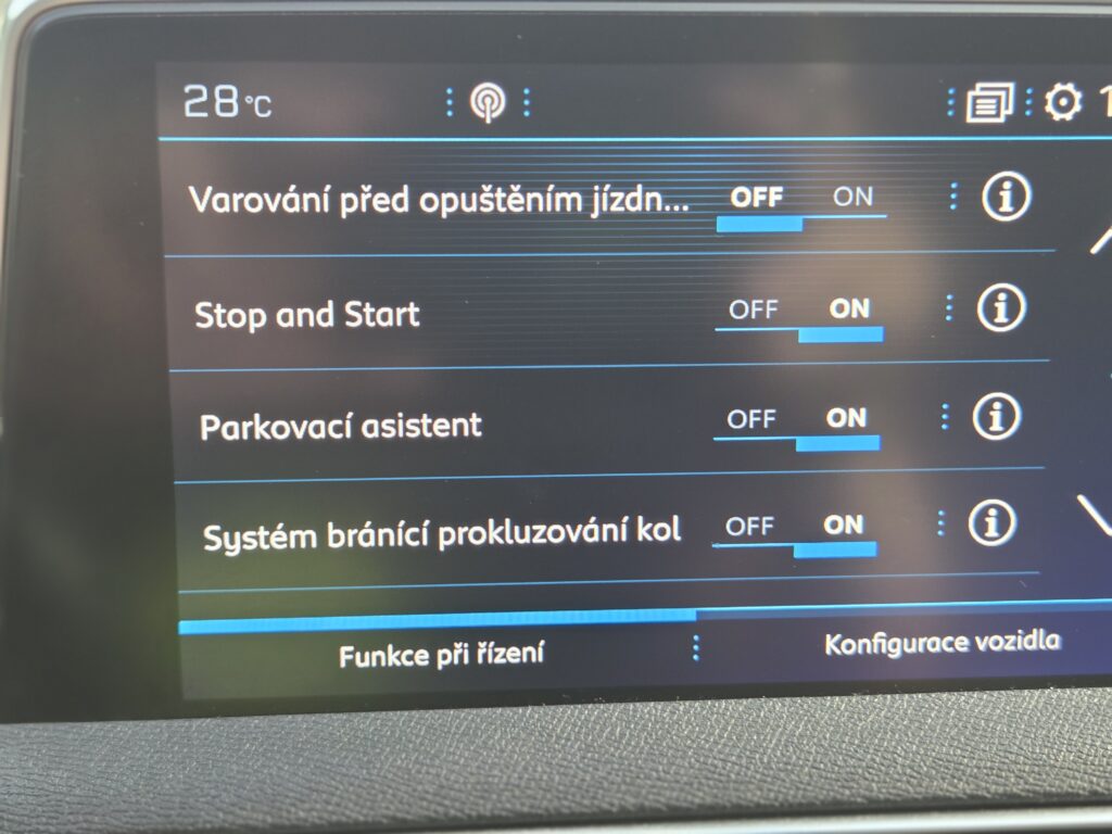 Peugeot 3008 1.5 Blue Hdi ACTIVE AUTOMAT