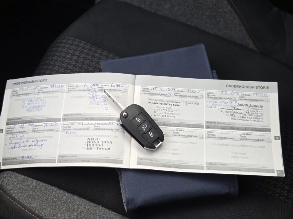 Peugeot 3008 1.5 Blue Hdi ACTIVE AUTOMAT