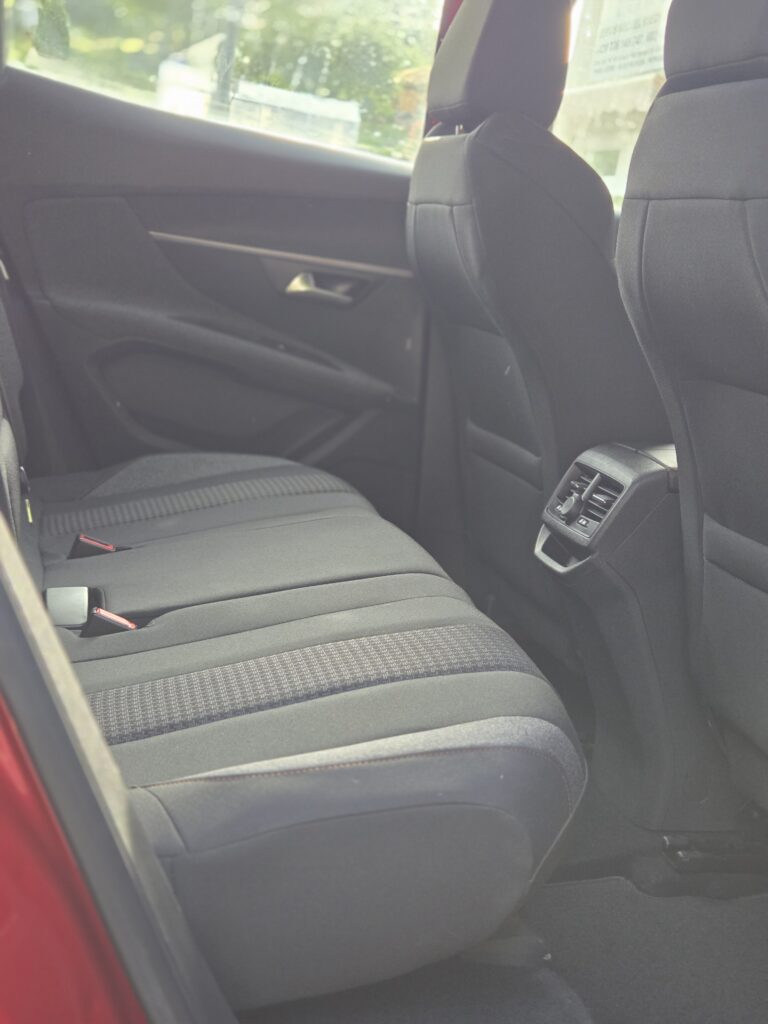 Peugeot 3008 1.5 Blue Hdi ACTIVE AUTOMAT